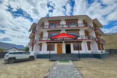 580024_54c0a534f92e453581f5765a2f4eab62mv2