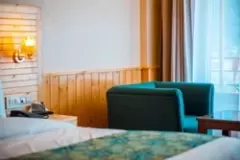 580024_d277cf58762949c1a634121f3fd45833mv2