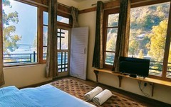 580024_a10153ad7e3d4c319e46f8393247c981mv2